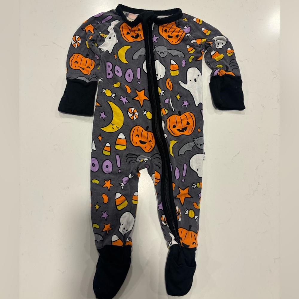 Little Sleepies Hey Boo newborn zippy